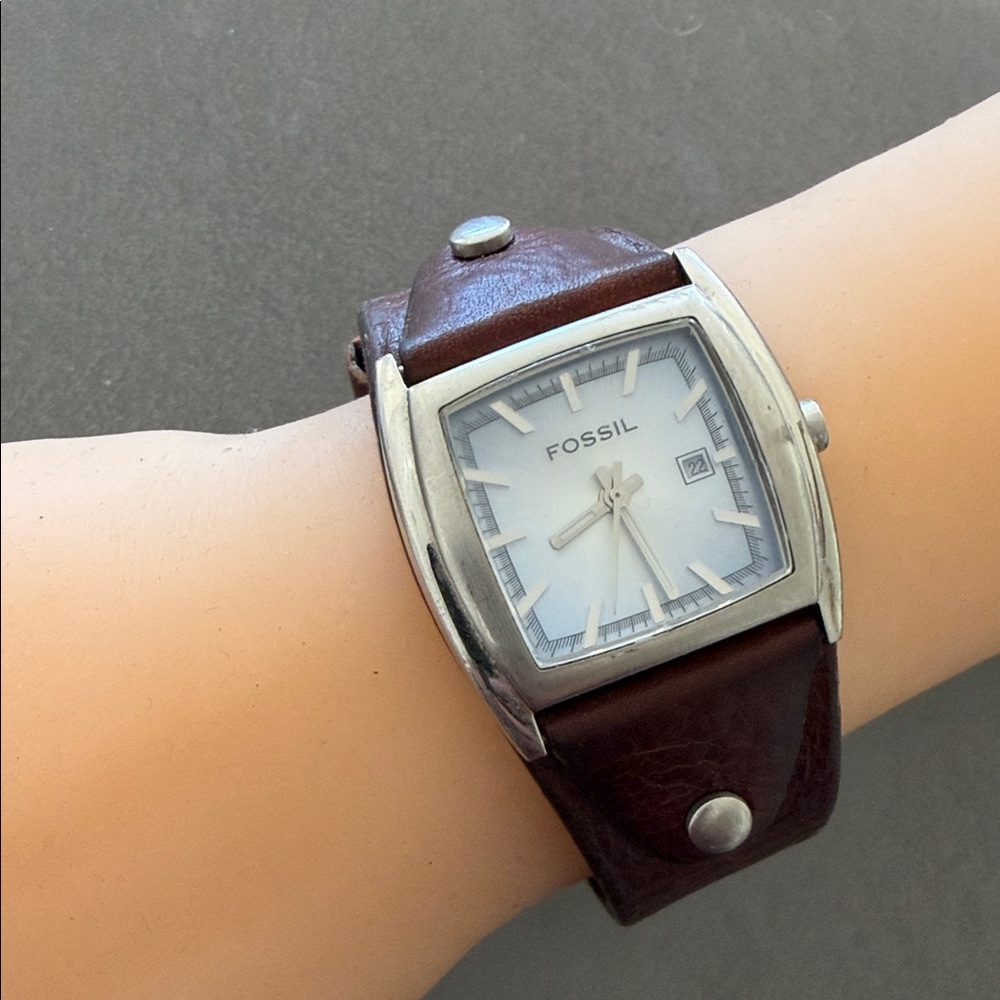 Fossil Silver Case Watch With Brown Leather Band - image 1